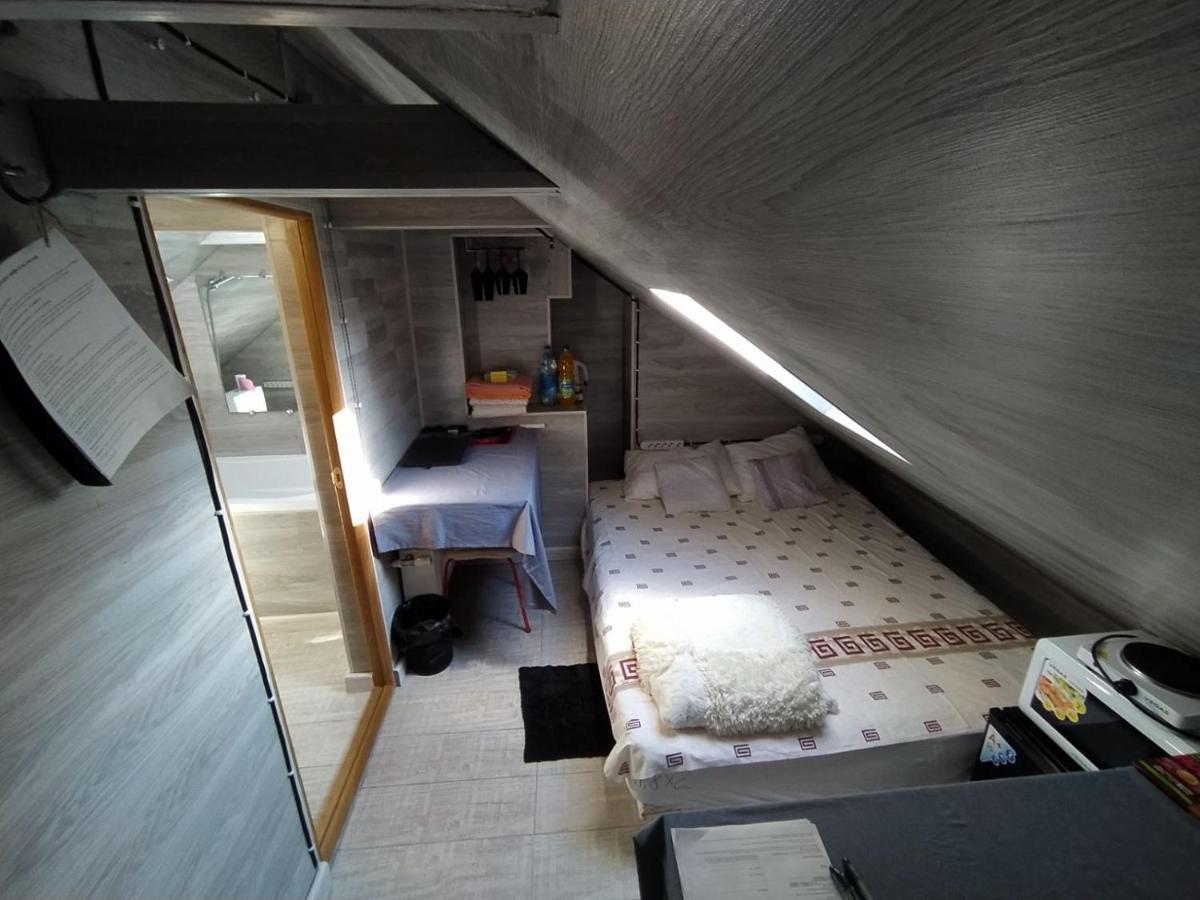 Ismail&Stefan Cel Mare Red Appartement Chişinǎu Buitenkant foto