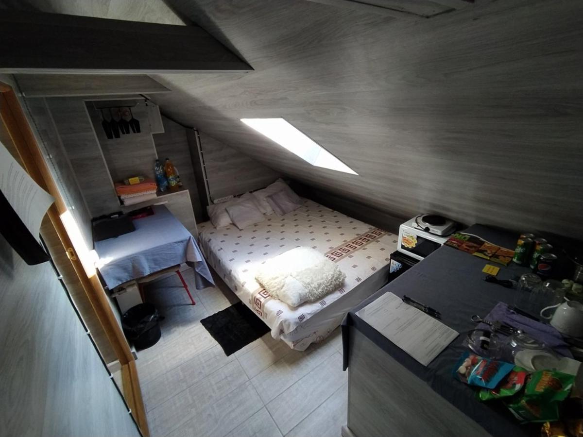 Ismail&Stefan Cel Mare Red Appartement Chişinǎu Buitenkant foto