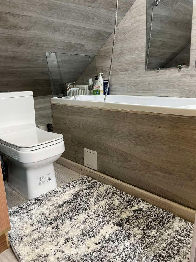 Ismail&Stefan Cel Mare Red Appartement Chişinǎu Buitenkant foto